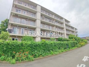 京王山田マンション A棟の物件外観写真